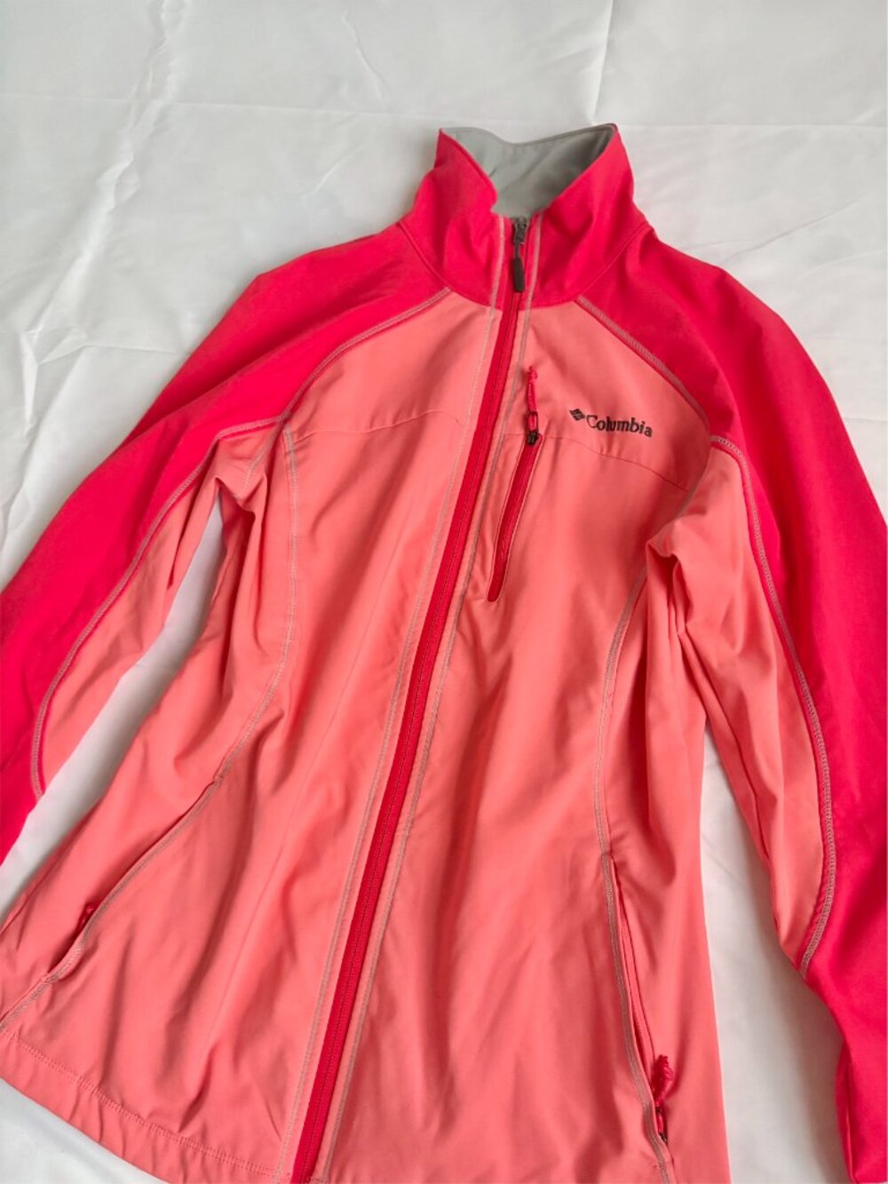 Columbia Women's Full Zip Active Jacket with Stand-Up Collar | Size S